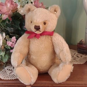 Steiff 13 Inch Posable Bear